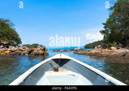 Vista di Lagoa Azul da una coperta, Ilha Grande Angra dos Reis, Stato di Rio de Janeiro, Brasile Foto Stock