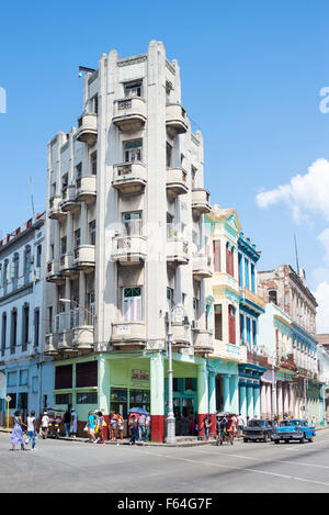 Splendido art deco apartment building a l'Avana, Cuba Foto Stock
