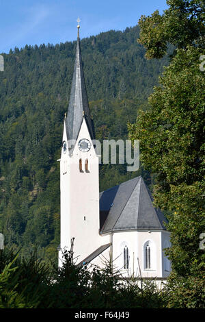 Chiesa parrocchiale San Leonardo di Kreuth a Tegernse in Alta Baviera - Germania. Foto Stock