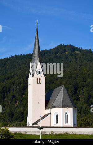 Chiesa parrocchiale San Leonardo di Kreuth a Tegernse in Alta Baviera - Germania. Foto Stock