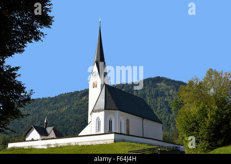 Chiesa parrocchiale San Leonardo di Kreuth a Tegernse in Alta Baviera - Germania. Foto Stock