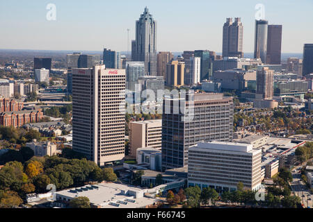 Fotografia aerea di Atlanta, Georgia USA prese il 11/10/2015 che mostra la Coca Cola World Headquarters in primo piano Foto Stock