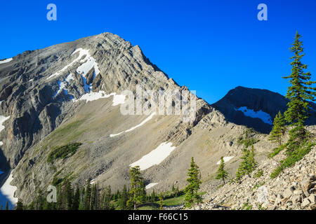 Rocky Mountain picco in prossimità sede creek pass in Lewis e Clark National Forest vicino choteau, montana Foto Stock