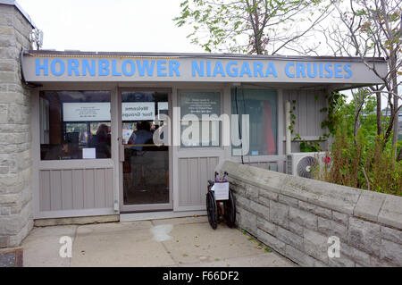 Gli uffici del Niagara Hornblower Crociere sul lato Canadese delle Cascate del Niagara in Ontario. Foto Stock