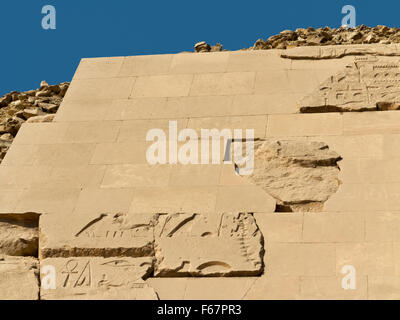 Involucro superstite sulla piramide di Unas presso la necropoli di Sakkara noto anche come Saqqara Egitto Foto Stock