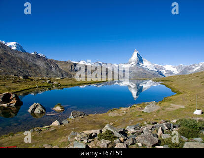 Stelisee con il Cervino nel retro Foto Stock