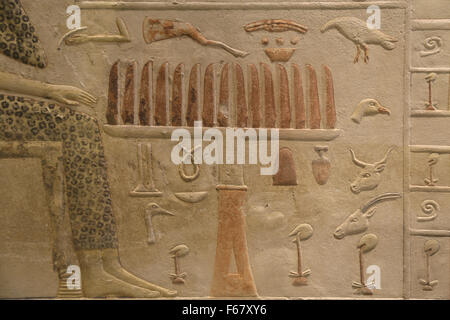 La Nefertiabet stela. Tomba G 1225. Giza. L'Egitto. Iv dinastia. Antico Regno. Il museo del Louvre. Parigi. La Francia. Foto Stock