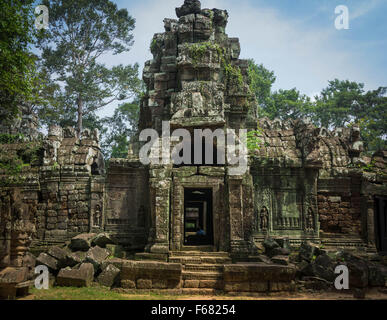 Angkor, Cambogia: un cancello di ingresso a Ta Som tempio. Foto Stock