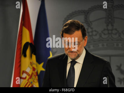 Madrid, Spagna. Xiv Nov, 2015. In Spagna il primo ministro Mariano Rajoy dà un discorso in una conferenza stampa nel palazzo di La Moncloa a Madrid, Spagna, nov. 14, 2015. Rajoy ha detto la Spagna è la solidarietà con la Francia nella scia di attentati terroristici sulla notte di venerdì a Parigi e che ha lasciato più di 120 morti. Credito: Xie Haining/Xinhua/Alamy Live News Foto Stock