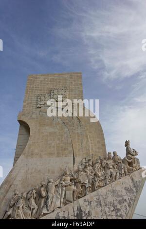 Lisbona, Portogallo - 24 ottobre 2014: Close up dettaglio del Monumento delle Scoperte a Lisbona, Portogallo Foto Stock