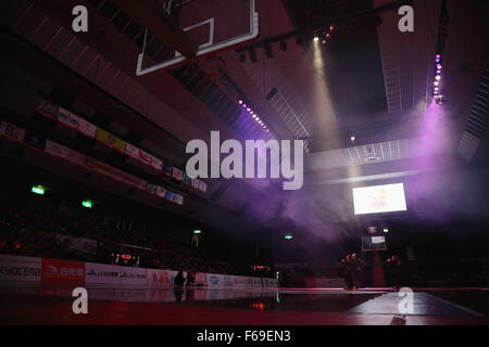 Funabashi Arena, Chiba, Giappone. Xiv Nov, 2015. Vista generale, 14 novembre 2015 - Basket : National Basketball League 'NBL' 2015-2016 tra getti di Chiba 73-76 Hitachi Sunrockers Tokyo a Funabashi Arena, Chiba, Giappone. Credito: AFLO SPORT/Alamy Live News Foto Stock