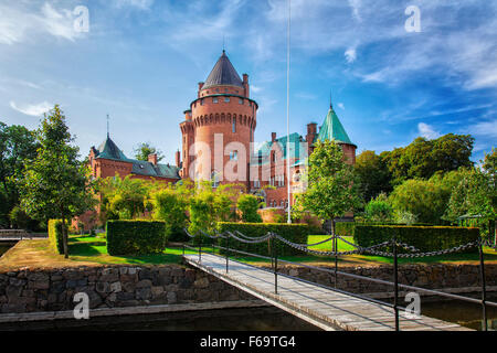 Immagine del castello di Hjularod, nel sud della Svezia. Costruito in francese medievale in stile romantico. Foto Stock