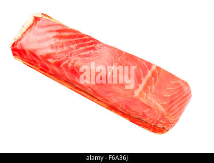 Pezzo di pesce rosso Filetto isolato su bianco Foto Stock