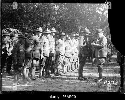 Sir Thomas MacKenzie con la Nuova Zelanda truppe in Francia, mondo Foto Stock