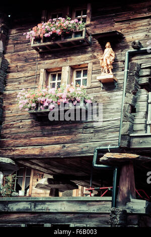 Case di legno in Fiesch - Svizzera Foto Stock