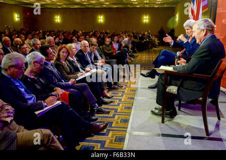 Segretario Kerry affronta il pubblico al Charles Hotel Foto Stock