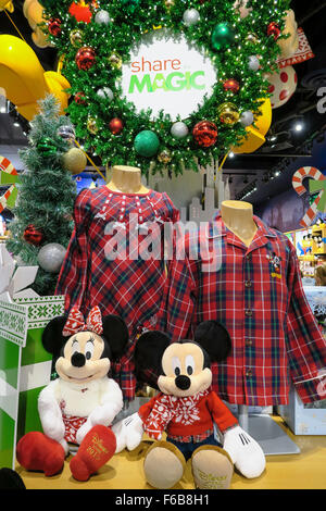 Disney Store interno, Times Square NYC Foto Stock