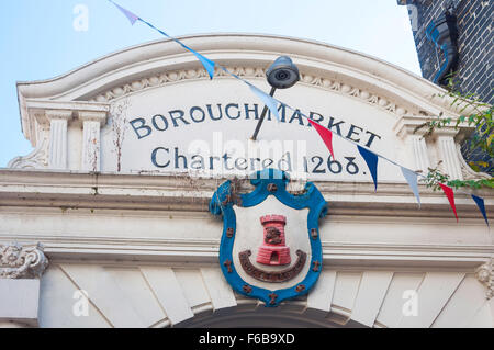 Ingresso al Mercato di Borough, High Street, Anzio, England, Regno Unito Foto Stock