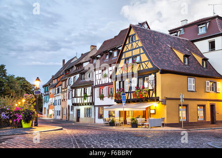 Tradizionali case francesi in Petit Venezia, Colmar, Francia Foto Stock