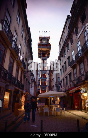 Elevador de Santa Justa - Elevador de Santa Justa - chiamato anche Carmo sollevare, Lisbona, Portogallo, Europa Foto Stock