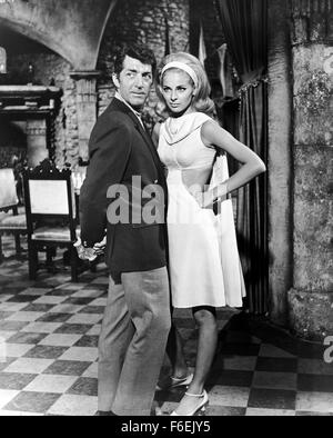 Dic 20, 1966; Monte Carlo, Monaco; Dean Martin come Matt Helm in azione, avventura, dramma film 'Murderers' Row' diretto da Henry Levin. Foto Stock