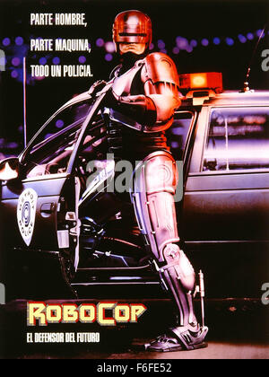 Jul 17, 1987; Dallas, TX, Stati Uniti d'America; nella foto: una illustrazione da 'RoboCop,' un 1987 film diretto da Paul Verhoeven e interpretato da PETER WELLER come RoboCop e NANCY ALLEN come Officer Anne Lewis. Foto Stock