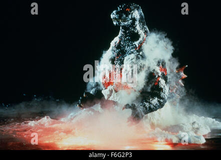 Dic 09, 1995; Tokyo, Giappone; data di rilascio: Dicembre 9, 1995 (Giappone). Titolo originale: "Gojira VS Desutoroia'. Direttore: Takao Okawara. STUDIO: Toho/TriStar Pictures. Trama: nascita Island, la casa di Godzilla, è stata distrutta e si è scoperto che Godzilla ha sviluppato un luminoso bagliore fiammeggiante, indicando che la sua energia nucleare è in crescita fuori controllo. Spetta ai militari per arrestare un orda di dimensioni umane creature (formata da una combinazione di Godzilla cellule), l'ossigeno distruttore e Godzilla di passare attraverso un meltdown nucleare che potrebbe distruggere il mondo. Nella foto: Godzilla. Foto Stock