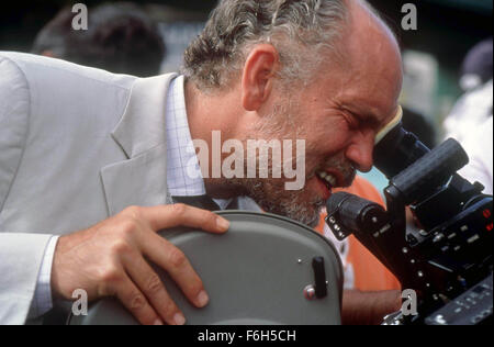 Jan 11, 2002; Madrid, Spagna; Direttore John Malkovich sul set della criminalità, thriller, dramma ''Il ballerino upstairs.'' Foto Stock