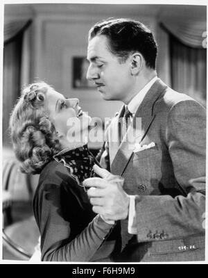 1936, il titolo del film: LIBELED LADY, Direttore: JACK CONWAY, Studio: MGM, nella foto: JACK CONWAY, Jean Harlow. (Credito Immagine: SNAP) Foto Stock