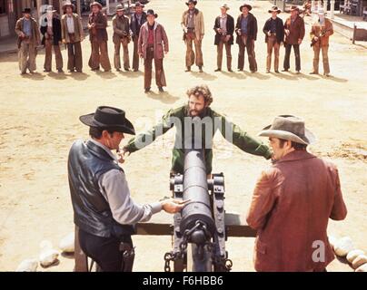 1969, il titolo del film: sostenere il vostro locale sceriffo, Direttore: BURT KENNEDY, nella foto: Bruce Dern, JACK ELAM, James Garner. (Credito Immagine: SNAP) Foto Stock