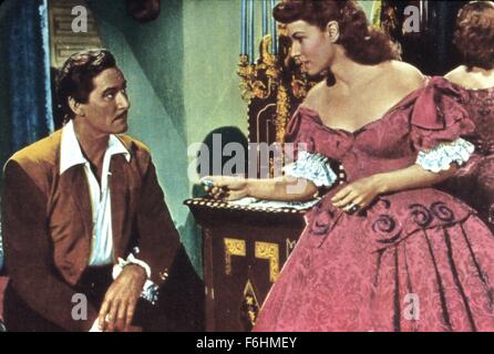 1952, il titolo del film: CONTRO TUTTE LE BANDIERE, Direttore: GEORGE SHERMAN, Studio UNIV, nella foto: Errol Flynn, Maureen O'Hara. (Credito Immagine: SNAP) Foto Stock