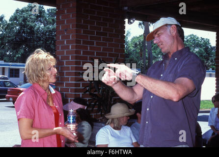 Giu 21, 2002; Los Angeles, CA, Stati Uniti d'America; Movie ancora da 'Sunshine membro" interpretato da EDIE FALCO come Marley Tempio con director da John Sayles,.. (Credito Immagine: ) Foto Stock