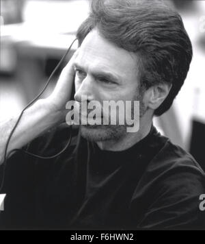 Jul 23, 2002; Hollywood, CA, Stati Uniti d'America; il produttore Jerry Bruckheimer sul set di 'Andato in 60 secondi.". (Credito immagine: Auto immagini) Foto Stock