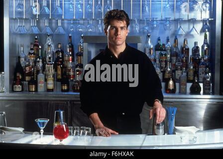 1988, il titolo del film: cocktail, Direttore: roger donaldson, Studio: TOUCHSTONE, nella foto: TOM CRUISE. (Credito Immagine: SNAP) Foto Stock