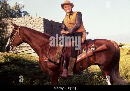 1961, il titolo del film: ultimo tramonto, REGISTA: ROBERT ALDRICH, Studio: universale, nella foto: Robert Aldrich. (Credito Immagine: SNAP) Foto Stock