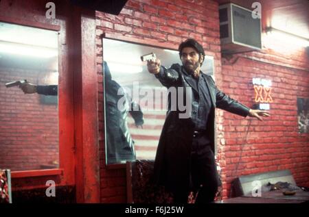 1993, il titolo del film: Carlito's Way, Regia: Brian De Palma, studio UNIV, nella foto: Brian De Palma, Gun Crazy. (Credito Immagine: SNAP) Foto Stock