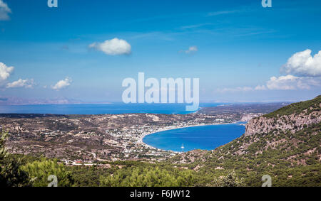 Vista aerea sul villaggio di Kefalos e sulla costa dell'isola di Kos, Grecia Foto Stock