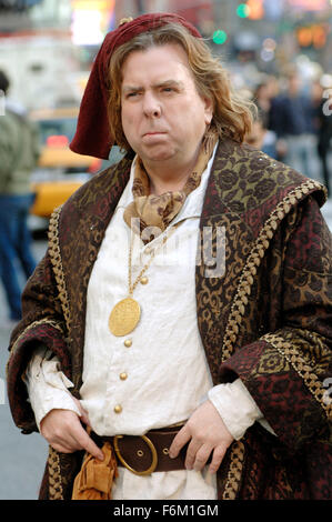 Data di rilascio: 11 novembre 2007. STUDIO: Walt Disney Pictures. Trama: un classico delle fiabe Disney collide con la moderna della città di New York in una storia di una principessa da favola dal passato che è spinta nella presente-giorno da una regina malvagia. Poco dopo il suo arrivo, la principessa Giselle inizia a cambiare le sue opinioni sulla vita e amore dopo un incontro con un bel avvocato. Nella foto: TIMOTHY SPALL. Foto Stock