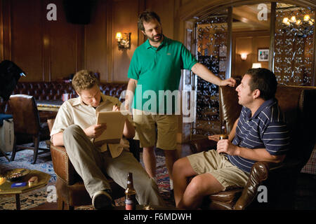 Data di rilascio: 31 luglio 2009. Il titolo del filmato: Funny People. STUDIO: Universal Pictures. Trama: George è un grande successo in stand up comico che impara che egli ha una incurabile malattia del sangue ed è determinato a meno di un anno di vita. Ira è una lotta di up-e-prossimi alzarsi comico che lavora in un deli e ha ancora capire la sua identità dal palco. Una notte, queste due eseguire allo stesso club e George prende avviso di ira. George ingaggia l'Ira per essere suoi semi-assistente personale come pure il suo amico. Nella foto: Adam Sandler come George Simmons, Seth Rogen come Ira Wright e Judd Apatow il direttore. Foto Stock