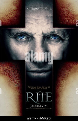 Data di rilascio: Gennaio 28, 2011 il titolo del filmato: il rito STUDIO: New Line Cinema direttore: Mikael Hafstrom trama: Un sacerdote americano viaggi in Italia per studiare presso una scuola di esorcismo nella foto: Anthony Hopkins come Padre Lucas. (Credito Immagine: c New Line Cinema/Entertainment Immagini) Foto Stock