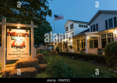 Stati Uniti d'America,Wisconsin,Door County, pesce Creek, Pelletier pesce del segno di ebollizione Foto Stock