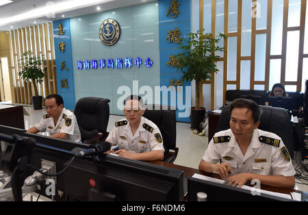 Haikou, cinese della provincia di Hainan. Xviii Nov, 2015. 2015 Giunto China-Indonesia table-top Esercizio di ricerca ed il salvataggio marittimo è tenuto in Haikou, capitale del sud della Cina di Hainan Provincia, nov. 18, 2015. © Zhao Yingquan/Xinhua/Alamy Live News Foto Stock