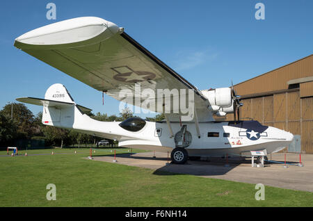 Sul lato di dritta di una consolidata Catalina flying boat a Duxford Museum Regno Unito Foto Stock