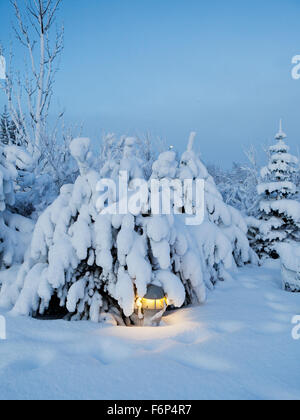 Conseguenze della tempesta di neve, Reykjavik, Islanda Foto Stock