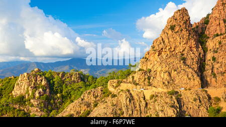 Les Calanches, vulcanico rocce rosse formazioni montagne, Golfe de Porto, Piana, Corsica, Francia, UNESCO Foto Stock