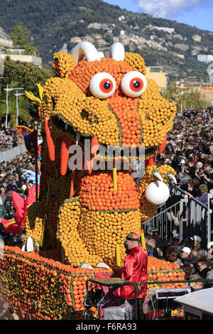 Parade, Sagra del limone, la Fête du Citron, Menton, Alpi Marittime, Côte d'Azur, in Francia Foto Stock