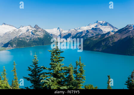 Vista panoramica del lago di Garibaldi, Garibaldi Provincial Park, British Columbia, Canada Foto Stock