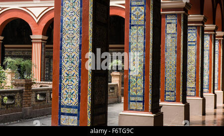 Il chiostro del convento di Santo Domingo a Lima in Perù. Foto Stock