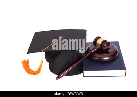 Graduazione Hat con il giudice martello e prenota isolato Foto Stock