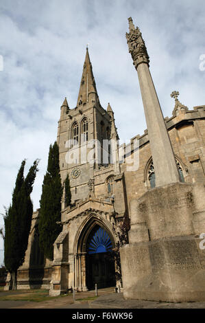 County town in antiche Rutland gemellato con Barnstedt; Oakham tutti della santa Chiesa, Foto Stock